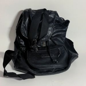 Mt Ridge Real oiled leather backpack black medium hiking